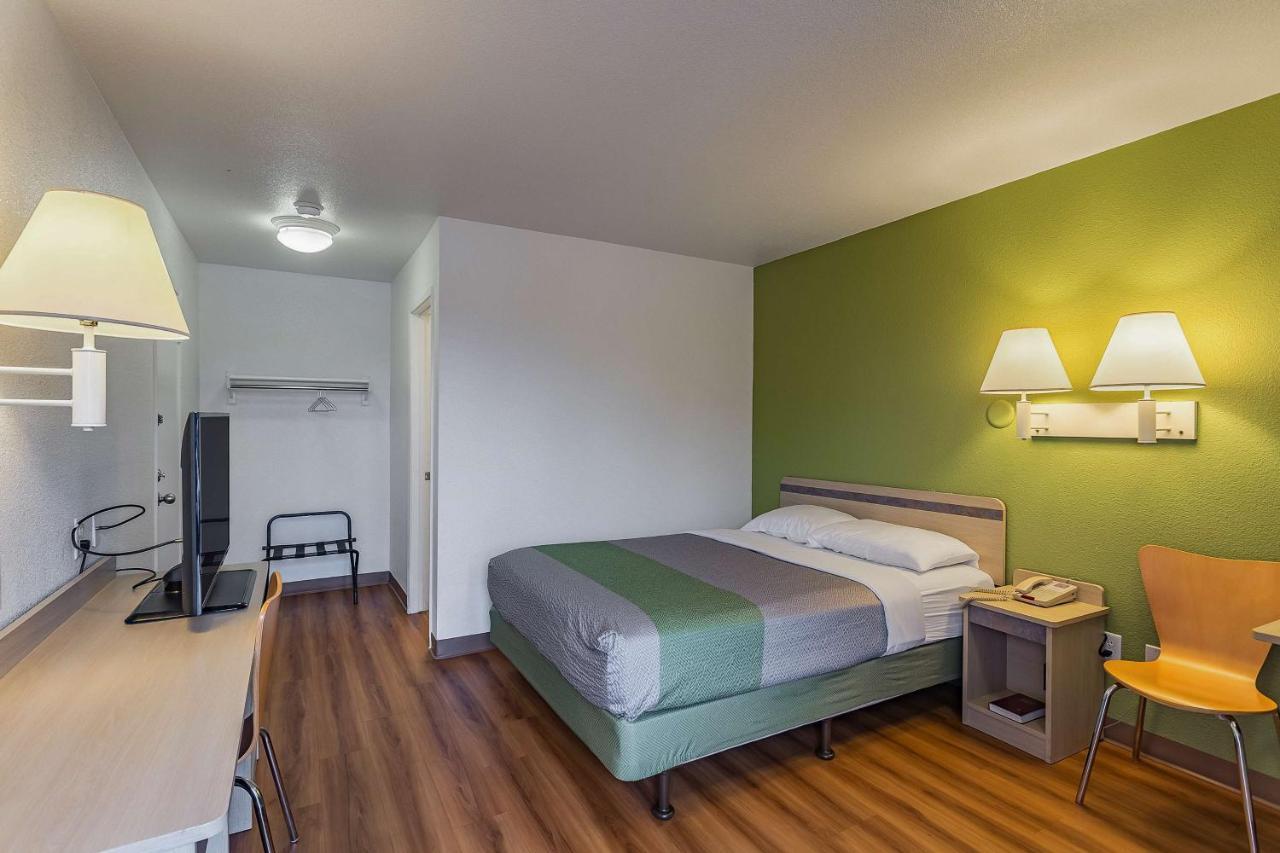 6-billings, Mt - South Hotel